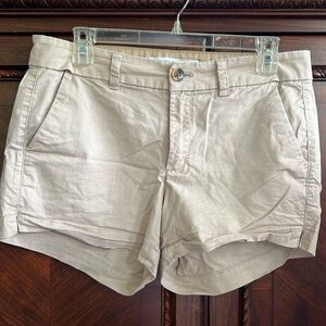 Women’s Khaki Old Navy Everyday shorts